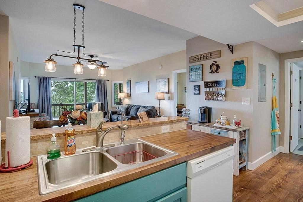 Red Rooster Family Cabin W/Hot Tub+Fire Pit+View Franklin Εξωτερικό φωτογραφία