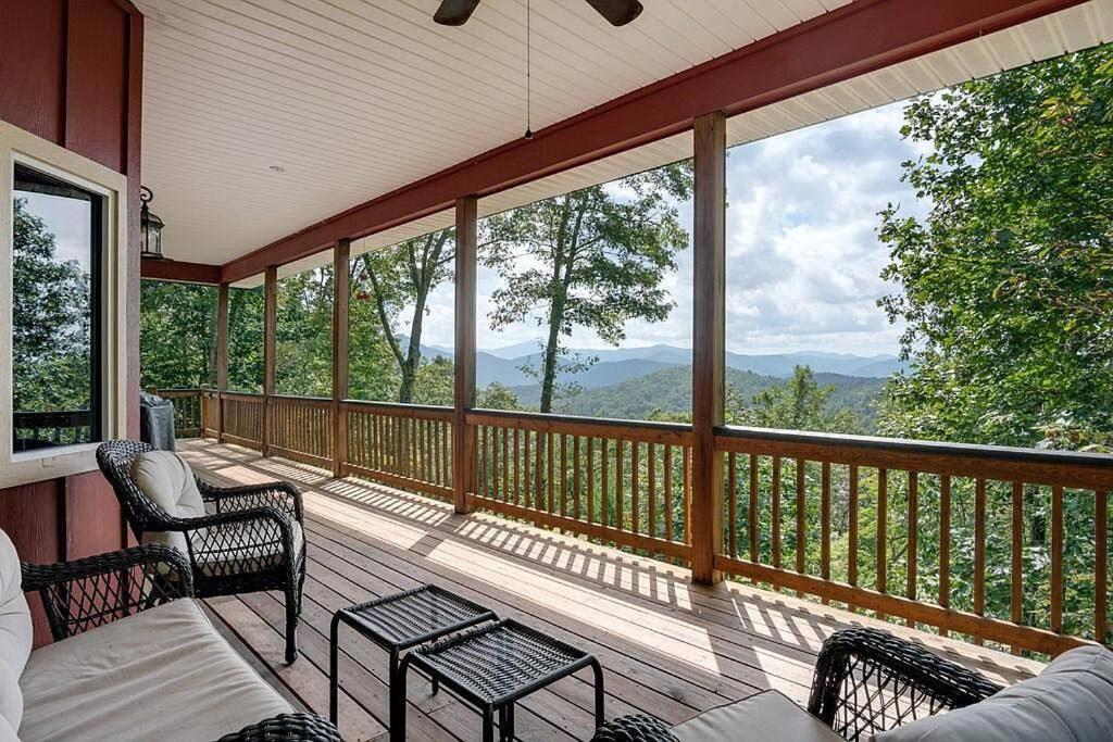 Red Rooster Family Cabin W/Hot Tub+Fire Pit+View Franklin Εξωτερικό φωτογραφία