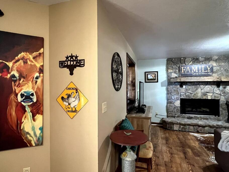 Red Rooster Family Cabin W/Hot Tub+Fire Pit+View Franklin Εξωτερικό φωτογραφία