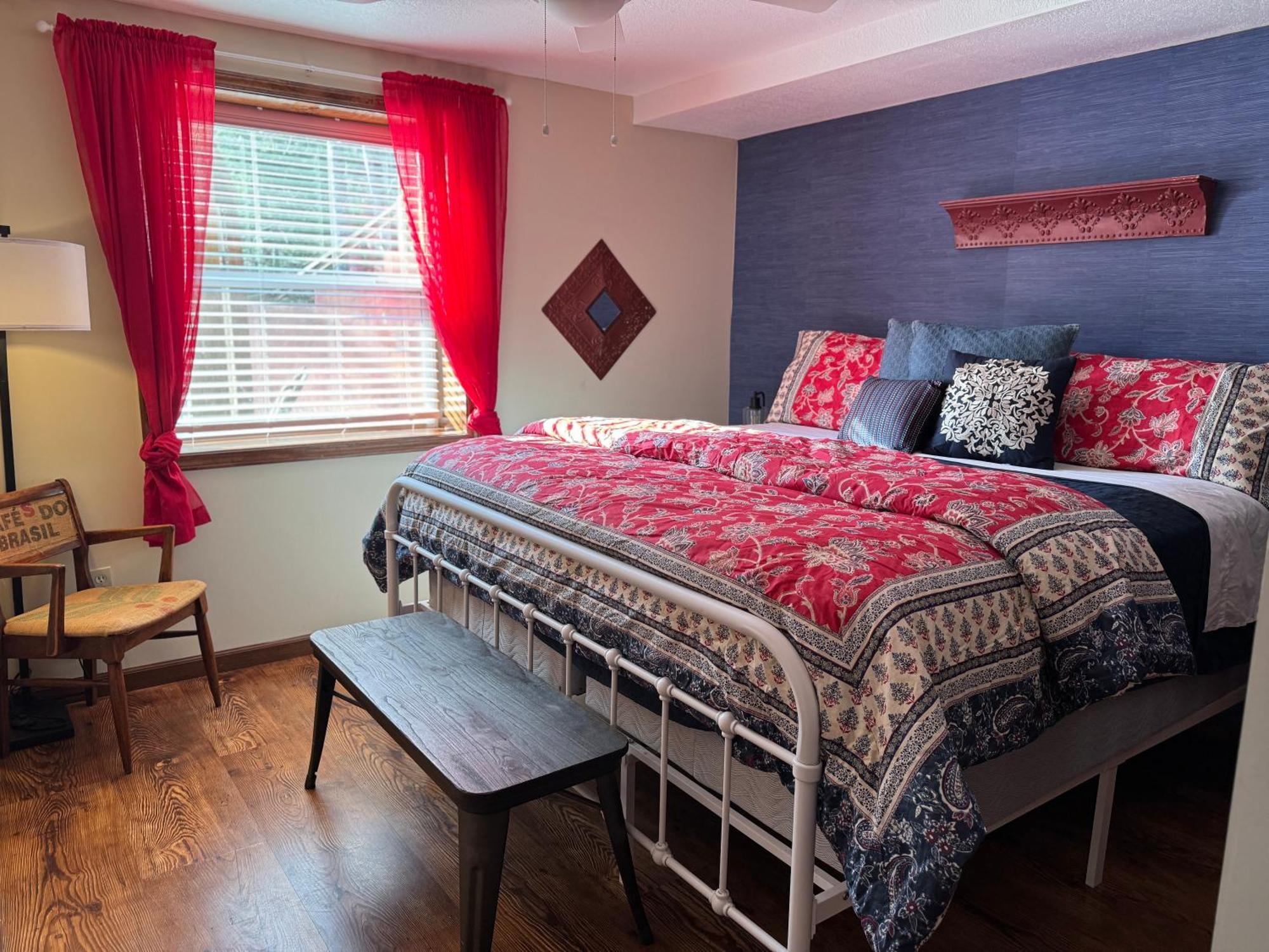 Red Rooster Family Cabin W/Hot Tub+Fire Pit+View Franklin Εξωτερικό φωτογραφία