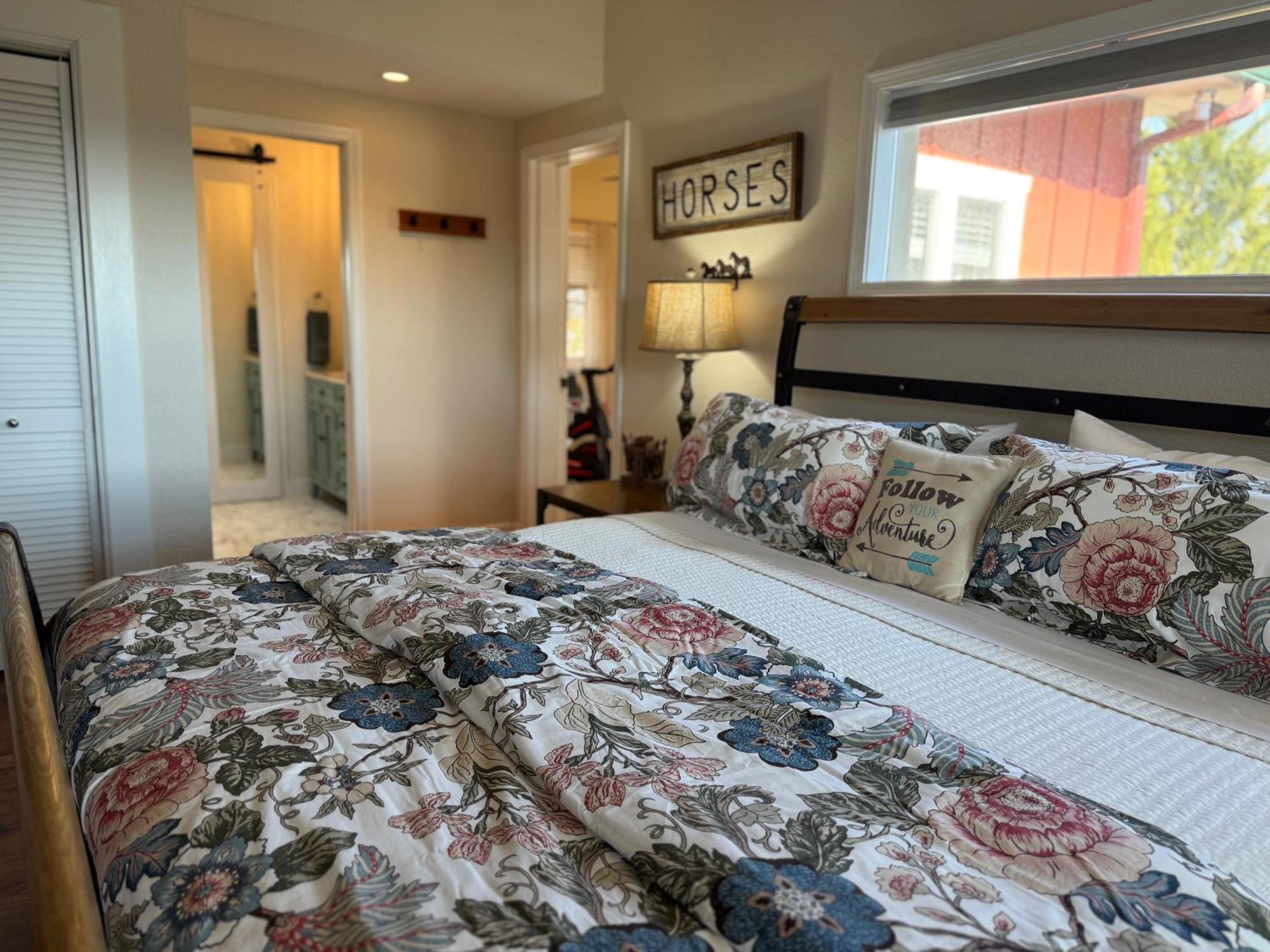 Red Rooster Family Cabin W/Hot Tub+Fire Pit+View Franklin Εξωτερικό φωτογραφία